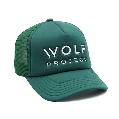 कर्व्ड ब्रिम ग्रीन ट्रूकॉलर हैट 5 पैनल फोम मेश हैट कढ़ाई वाले लेटर लोगो के साथ